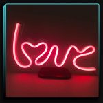 استند نئون لاو